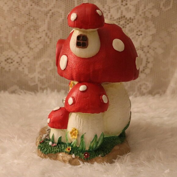 Cracker Barrel lighted fairy mushroom house NIB works great - Picture 2 of 10